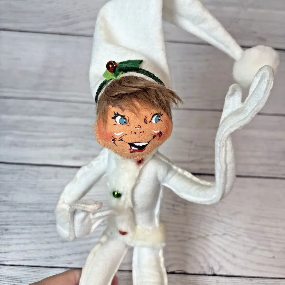 Annalee Doll White Elf 14” Ribbon Holly Poseable Christmas 2010 Holiday READ